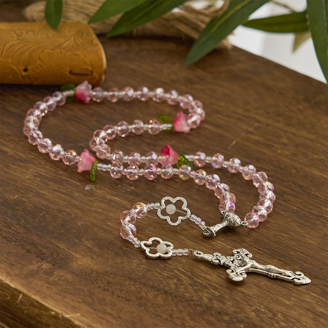 Christianartworkshop Elegante rosario in cristallo rosa con perline a forma di rosa 3D, medaglia a forma di calice in argento e crocifisso: abbraccia la grazia divina - image 4