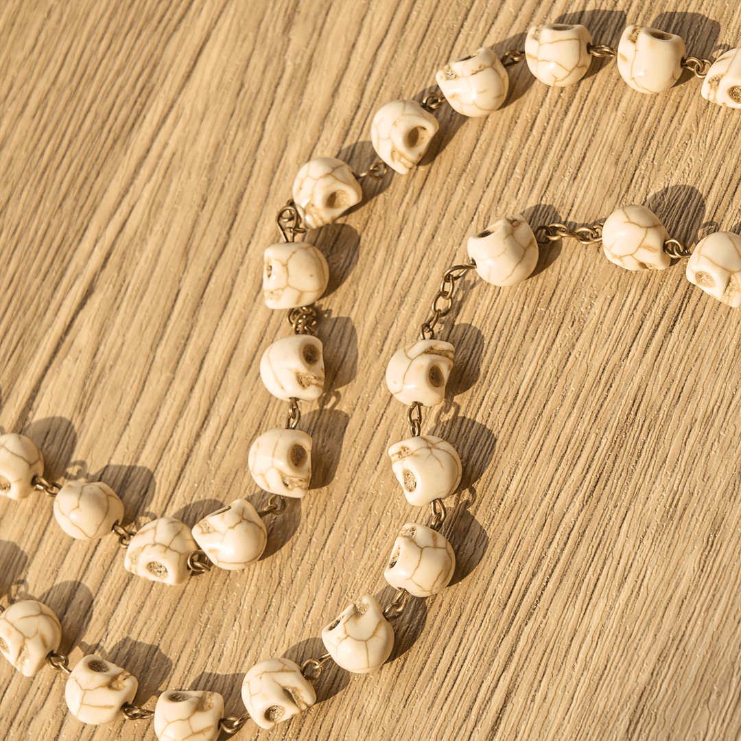 Christianartworkshop Collana rosario con catena in lega di San Benedetto e crocifisso da 8 mm con teschio di pino bianco  - image 6