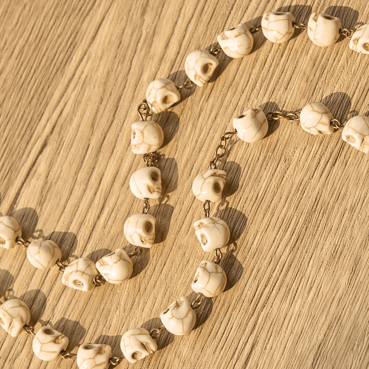 Christianartworkshop Collana rosario con catena in lega di San Benedetto e crocifisso da 8 mm con teschio di pino bianco  - image 6