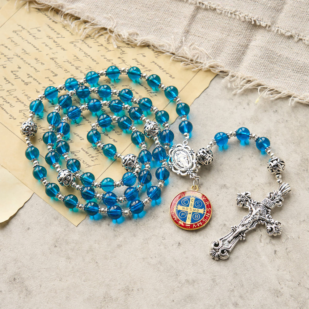 Christianartworkshop - Crocifisso artigianale in vetro blu trasparente con rosario, medaglia smaltata di San Benedetto e medaglia miracolosa. - Blu - image 1