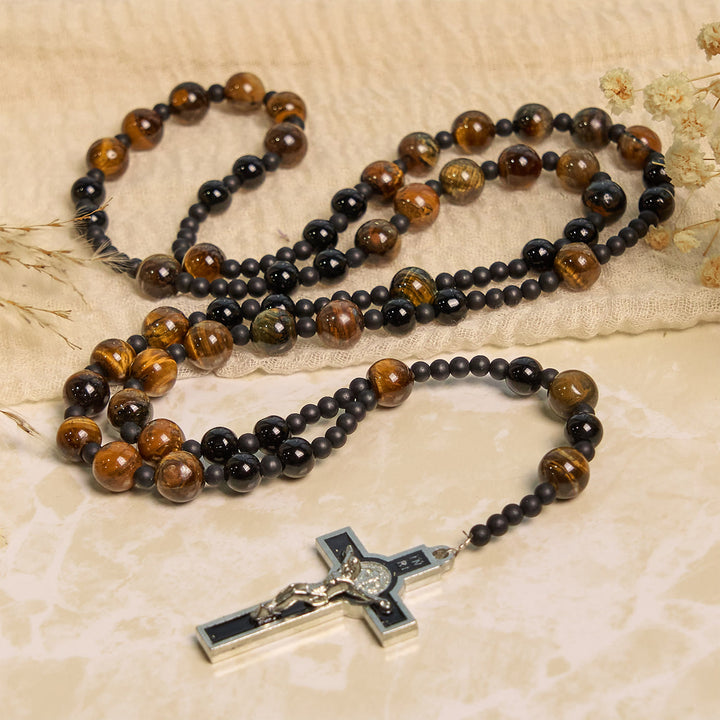 Rosario con perline in pietra occhio di tigre da 10 mm Christianartworkshop e crocifisso in smalto nero: abbraccia la sacralità terrena - image 5