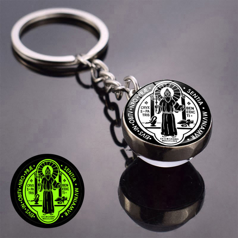 Portachiavi con medaglia di San Benedetto a doppia faccia che si illumina al buio Christianartworkshop : protezione che brilla - E - image 4