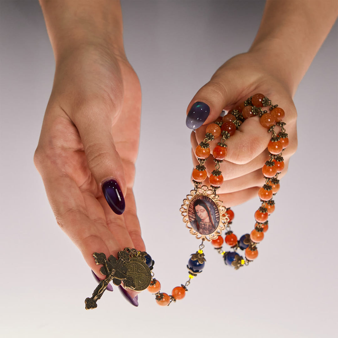 Christianartworkshop Rosario fatto a mano in calcedonio arancione con medaglia della Madonna di San Benedetto - image 5