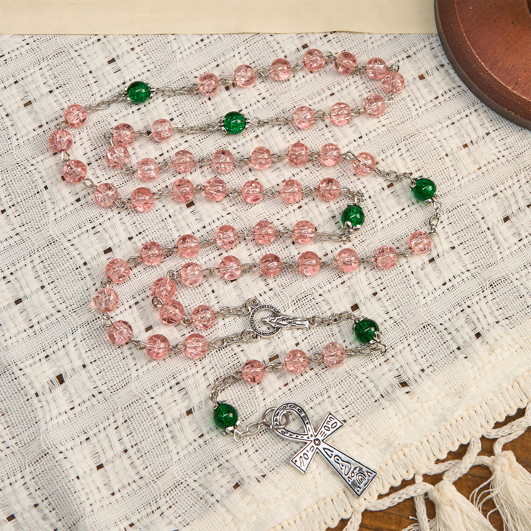 Rosario in lega con perline di vetro rosa scintillanti trasparenti di Christianartworkshop con la Madonna e la croce Ankh - image 7