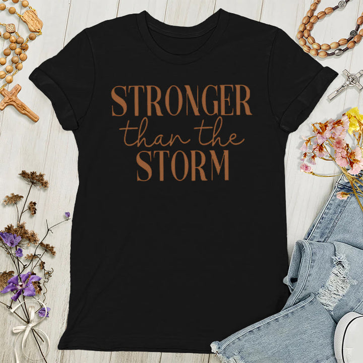 Christianartworkshop Storm Conqueror: Maglietta da donna con messaggio di empowerment - Nero - 4XL - image 4