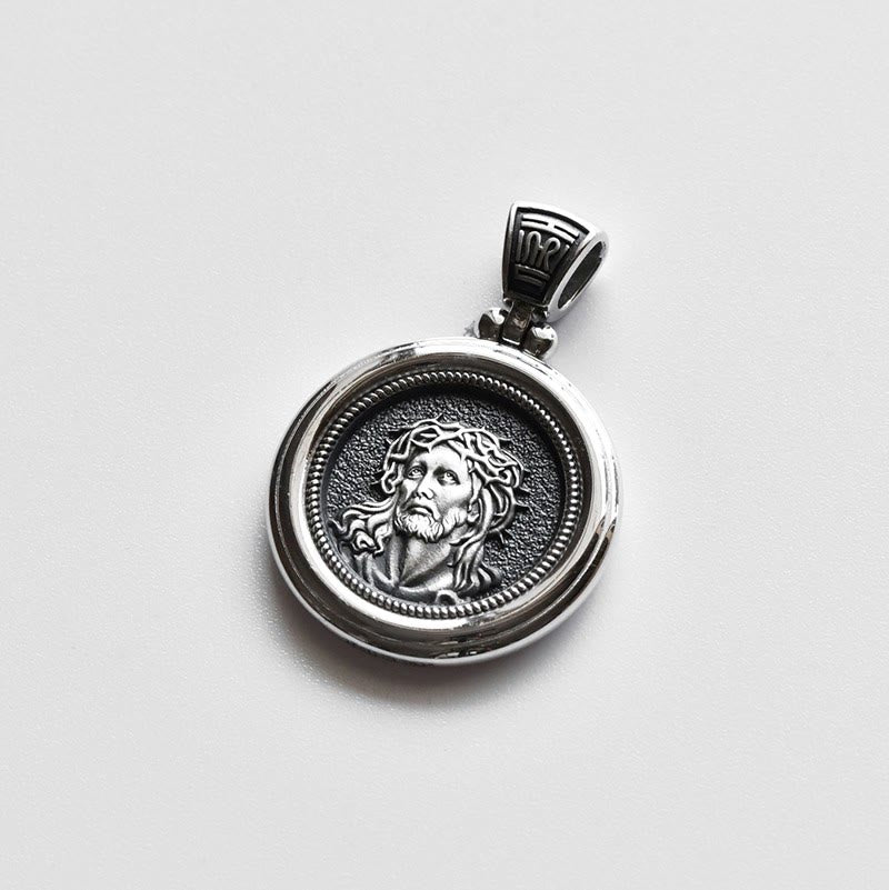 Collana con medaglia a doppia faccia in argento Sterling Christianartworkshop con corona di spine e Madonna Addolorata - La Madonna e Gesù - image 0