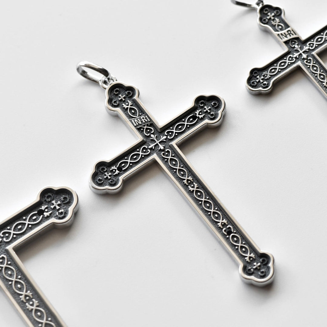 Christianartworkshop Collana con ciondolo a croce INRI in argento sterling retrò: un emblema di grazia - image 5