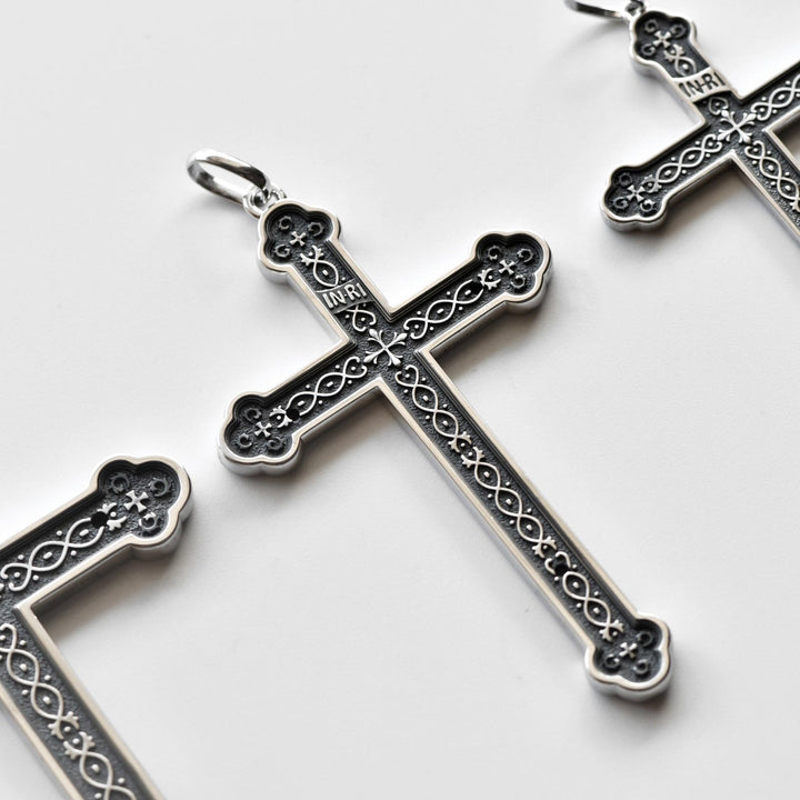 Christianartworkshop Collana con ciondolo a croce INRI in argento sterling retrò: un emblema di grazia - image 5