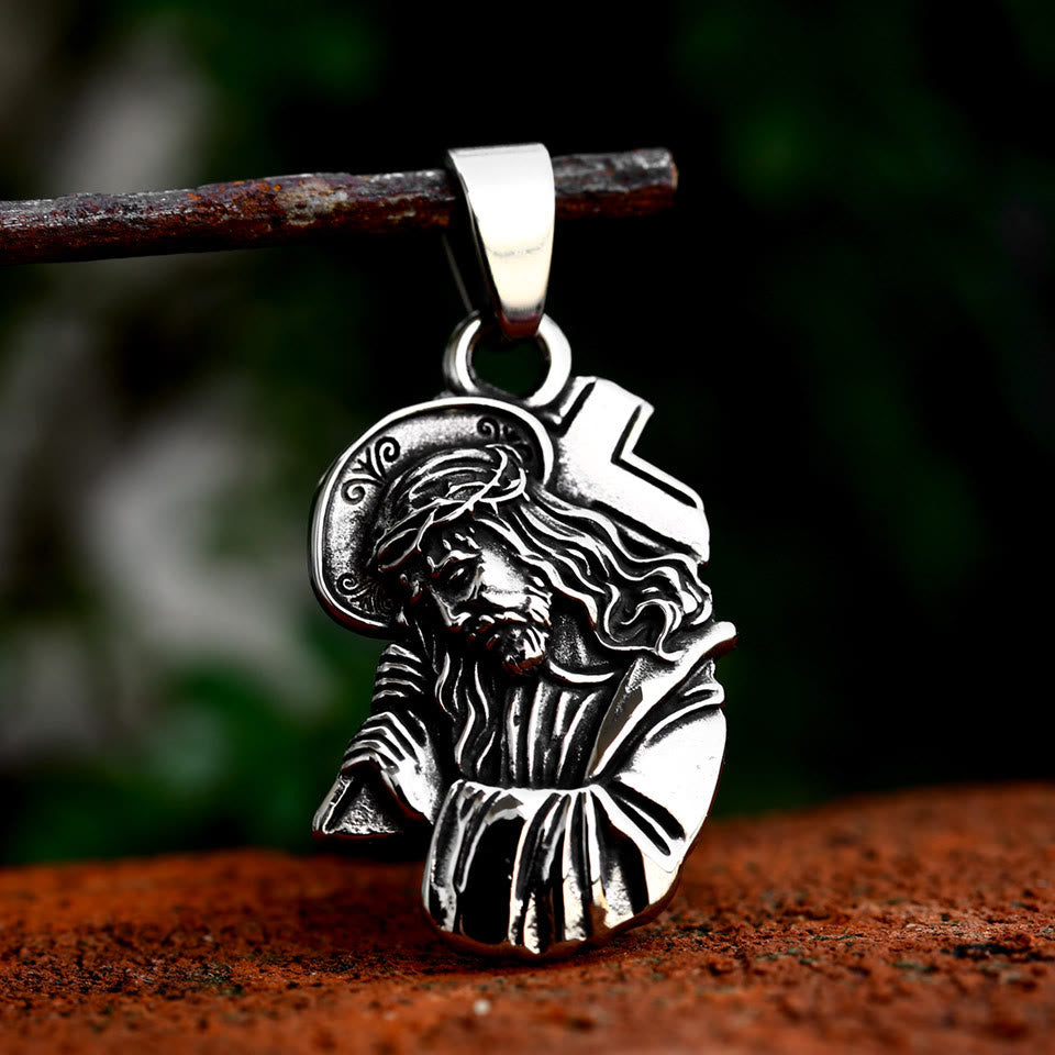Christianartworkshop Collana con ciondolo a croce con Gesù classico e corona di spine: l'anima incontra la benedizione - image 1