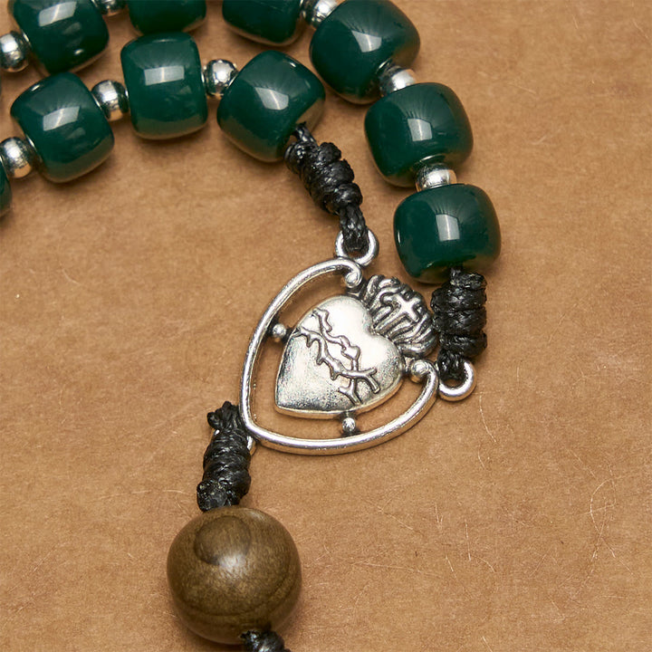 Rosario con perline cubiche verdi opache Christianartworkshop con Sacro Cuore di Gesù e Croce Celtica - image 6