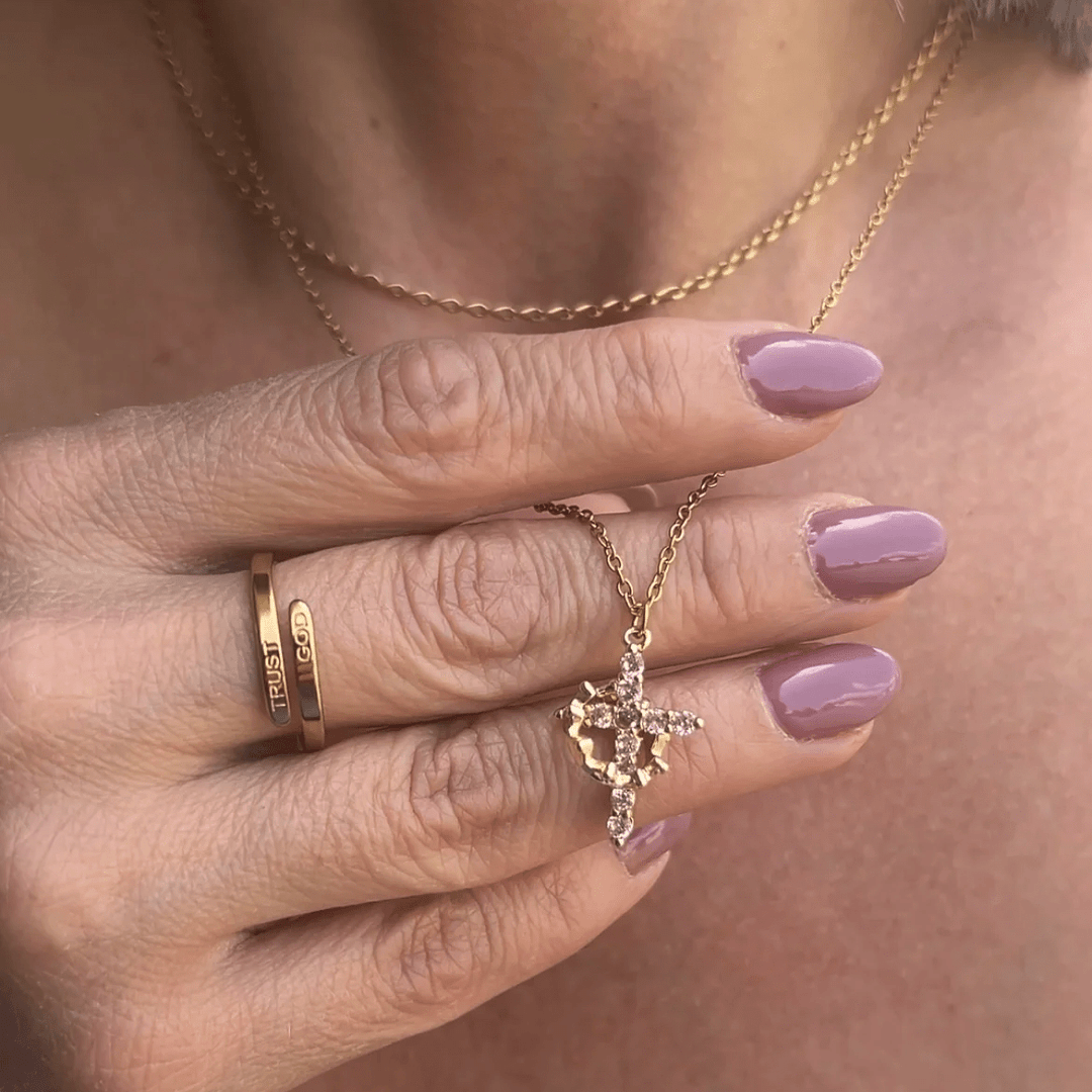 Christianartworkshop Collana moderna con croce incoronata nella fede, orecchini - image 7