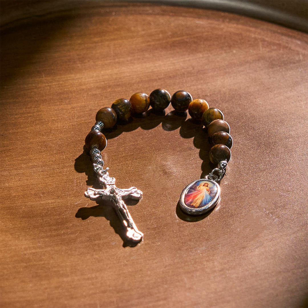 Christianartworkshop Rosario tascabile compatto in occhio di tigre con crocifisso e Divina Misericordia per le preghiere quotidiane - image 5