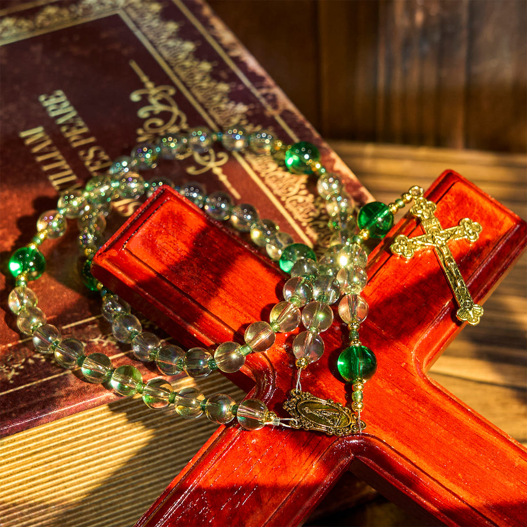 Christianartworkshop Elegante rosario bianco e verde trasparente con la Madonna di Guadalupe - image 6