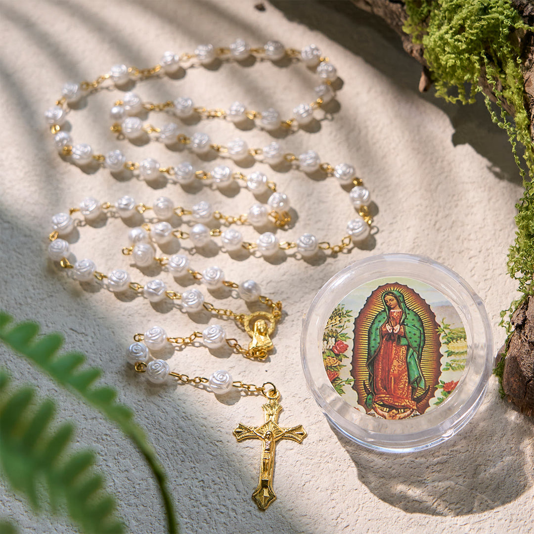 Christianartworkshop Elegante rosario devozionale con perline di rosa bianca e scatola della Madonna per benedizioni - D'oro - image 0