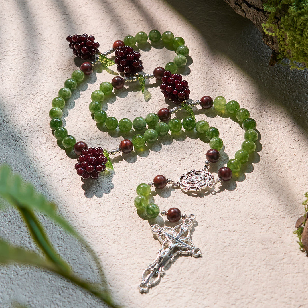Rosario con perline d'uva verdi e viola Christianartworkshop ispirato a Cristo, la vera vite - image 6