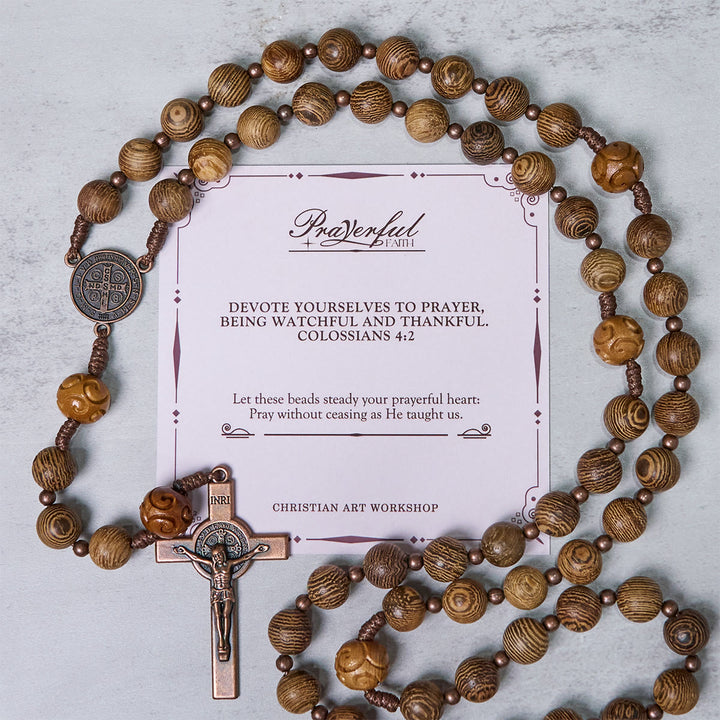Christianartworkshop FEDE IN PREGHIERA: Rosario divino in legno d'ulivo con medaglia di San Benedetto e crocifisso - FEDE IN PREGHIERA - image 0