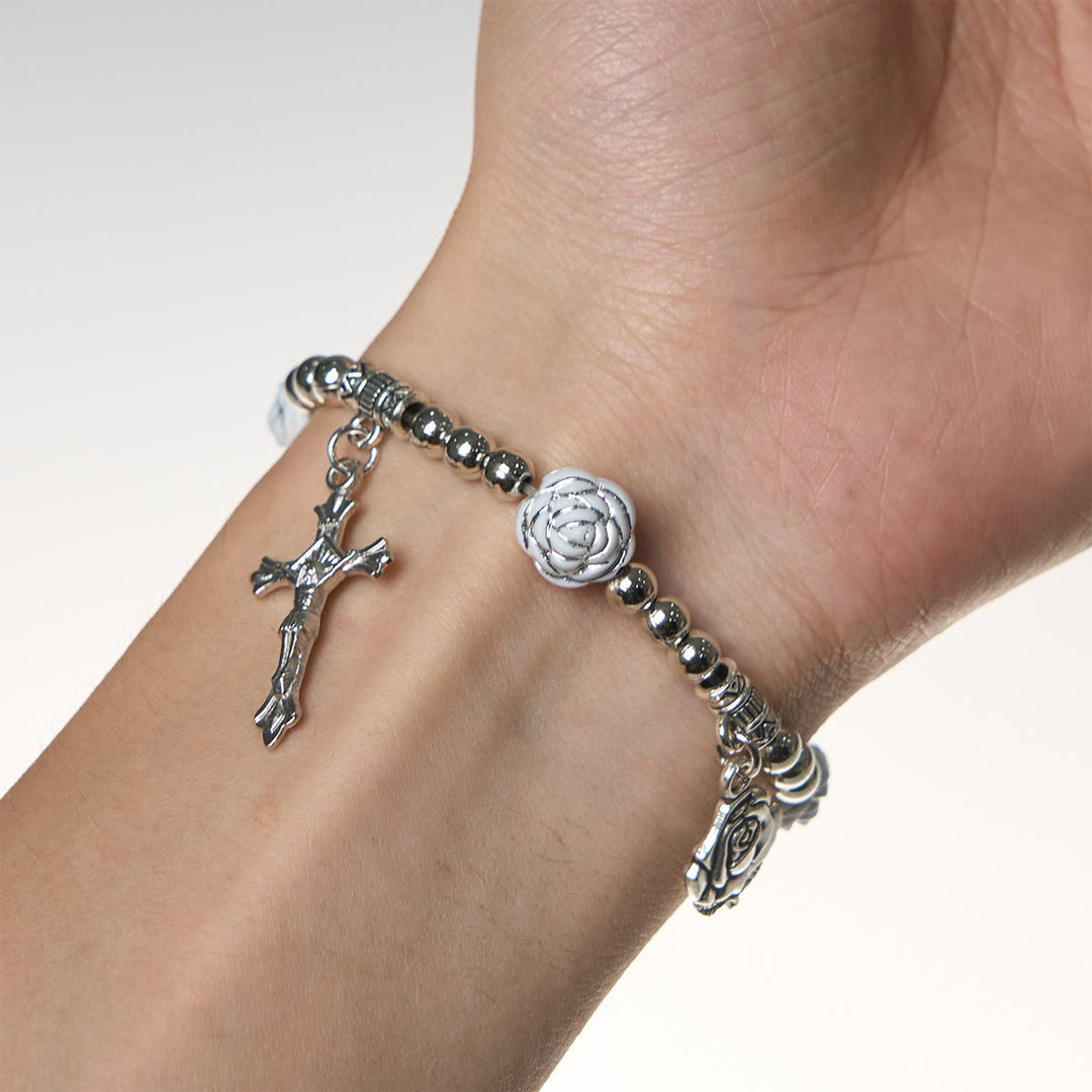 Christianartworkshop Delicato rosario devozionale con perline bianche e braccialetti con la Vergine Maria - image 10