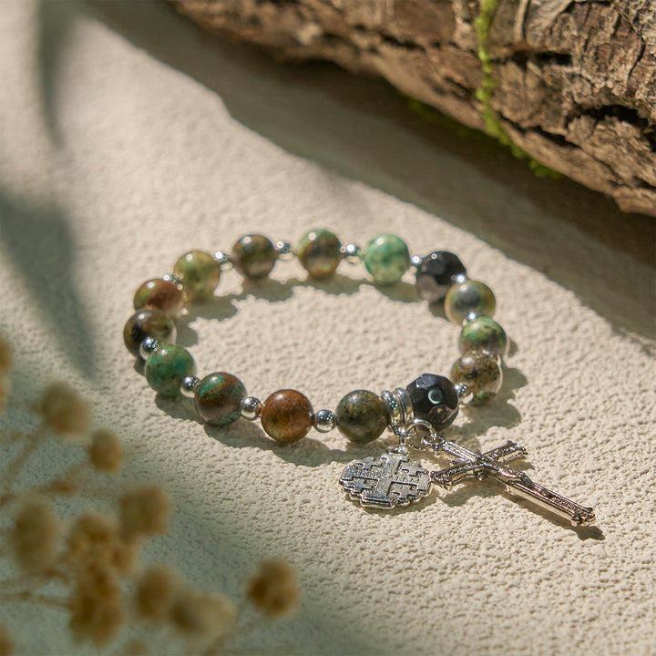 Braccialetti ispirati al rosario spirituale e terroso Christianartworkshop con crocifisso e croce di Gerusalemme - Croce di Gerusalemme - image 0