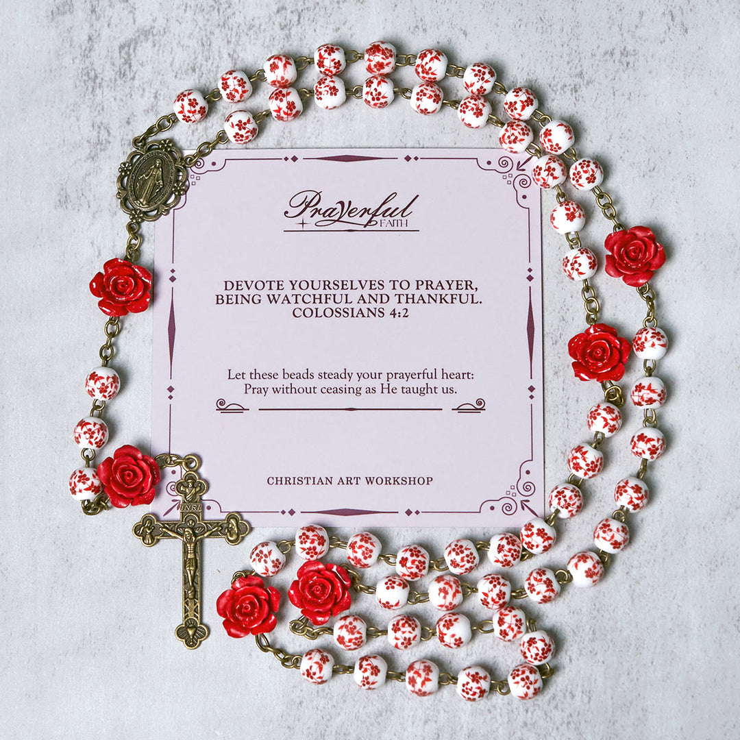Christianartworkshop FEDE IN PREGHIERA: Rosario fatto a mano con grani di cinabro rosa e carta regalo - FEDE IN PREGHIERA - image 2