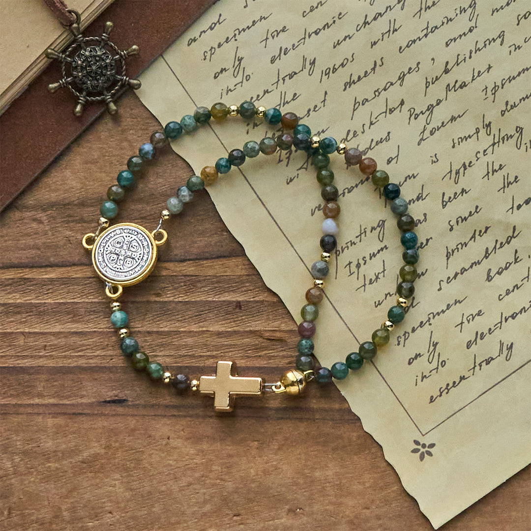 Braccialetti rosario fatti a mano nei toni della terra con croce e ciondolo di San Benedetto Christianartworkshop - San Benedetto e la Croce - image 0