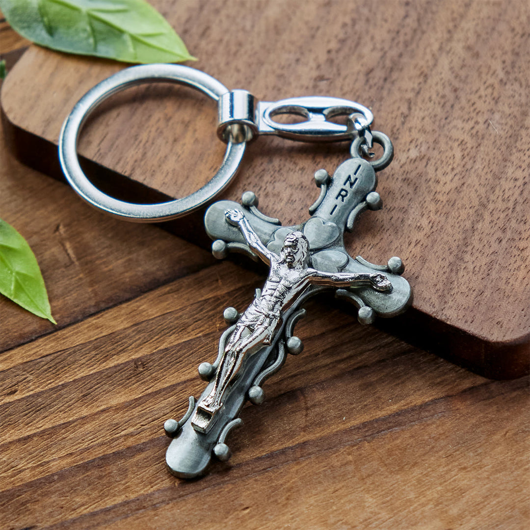 Christianartworkshop Portachiavi con crocifisso in peltro dorato e antico con bordo perlinato - Argento antico - image 0