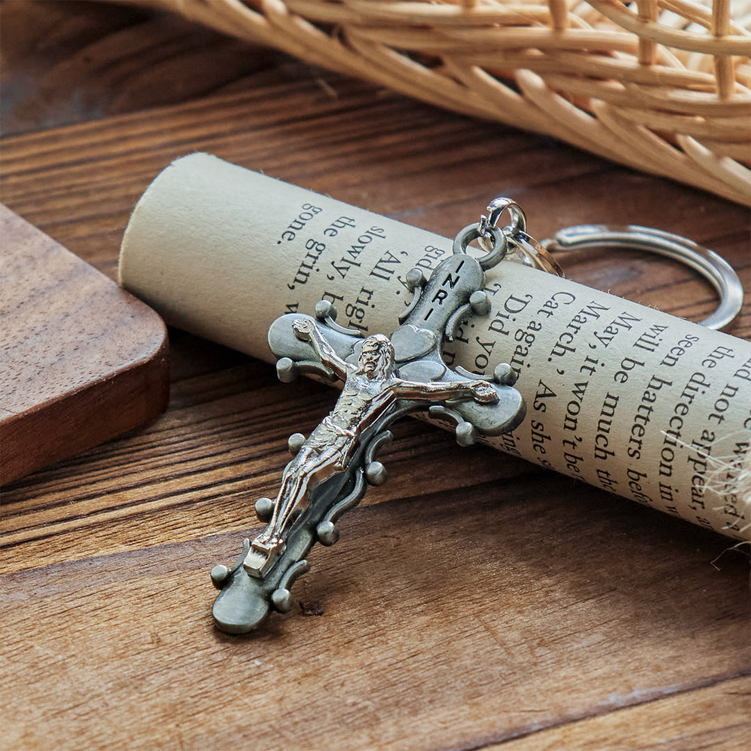 Christianartworkshop Portachiavi con crocifisso in peltro dorato e antico con bordo perlinato - image 2