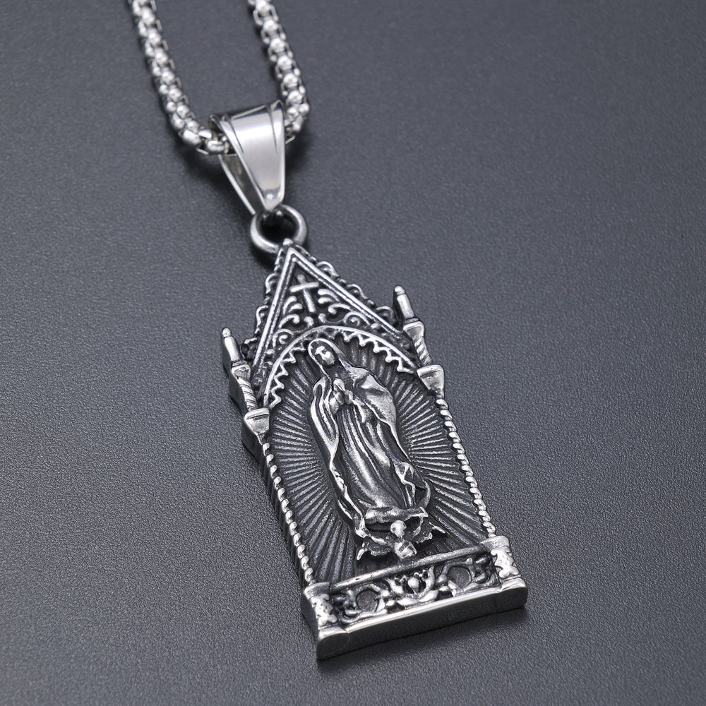 Christianartworkshop Collana antica in argento raffigurante la Vergine Maria con cornice gotica a cattedrale - image 1