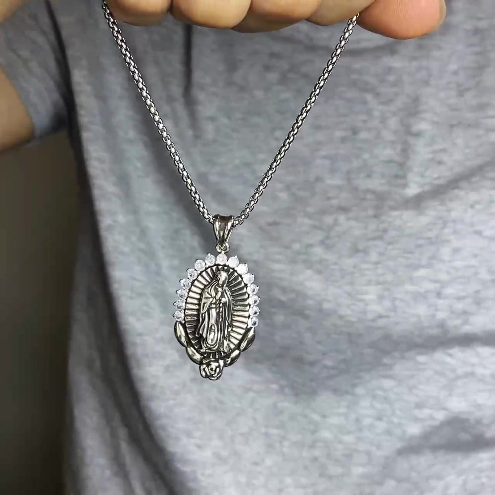 Christianartworkshop Collana con ciondolo della Madonna: simbolo sacro dell'aureola e della rosa - image 1