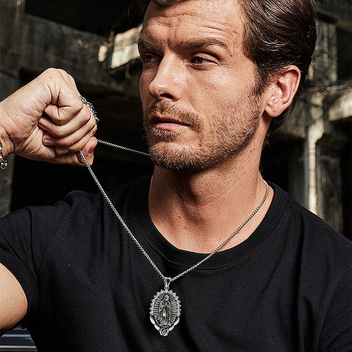 Collana con ciondolo della Madonna Christianartworkshop : simbolo sacro dell'aureola e della rosa - image 6