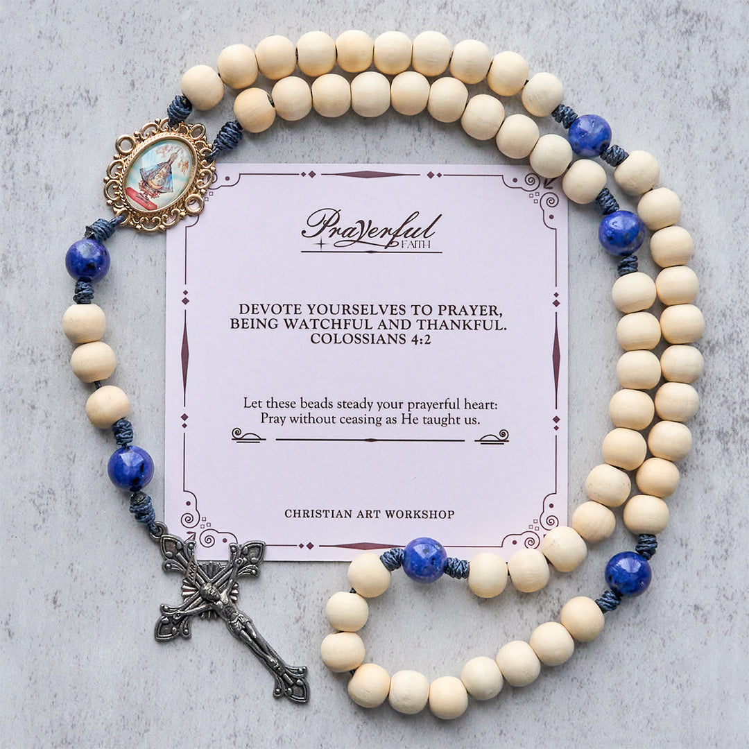 Christianartworkshop FEDE IN PREGHIERA: Rosario con perline di legno fatte a mano da 10 mm e perline di lapislazzuli - FEDE IN PREGHIERA - image 0