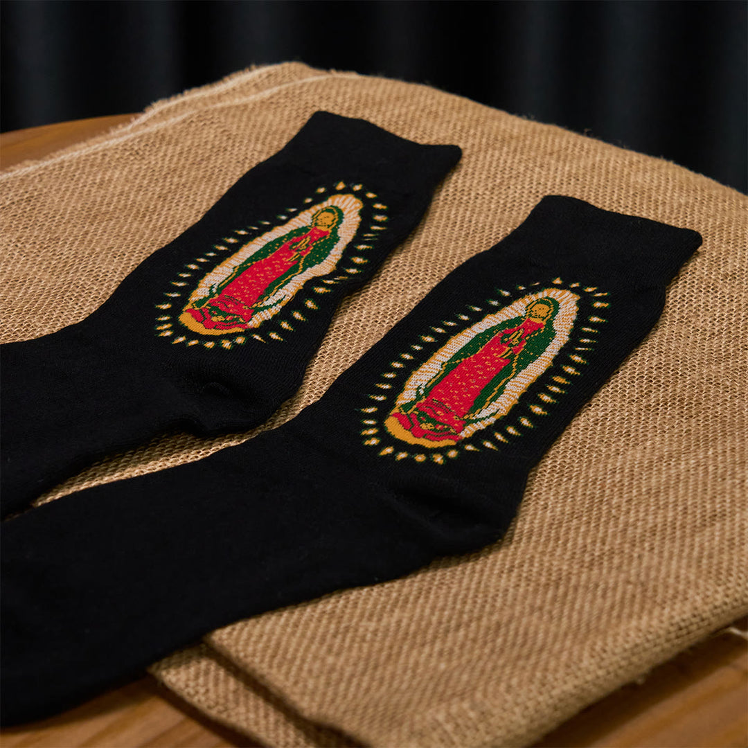 Calzini unisex religiosi Christianartworkshop con la Vergine nera di Guadalupe: design retrò, stile di fede esclusivo - image 6