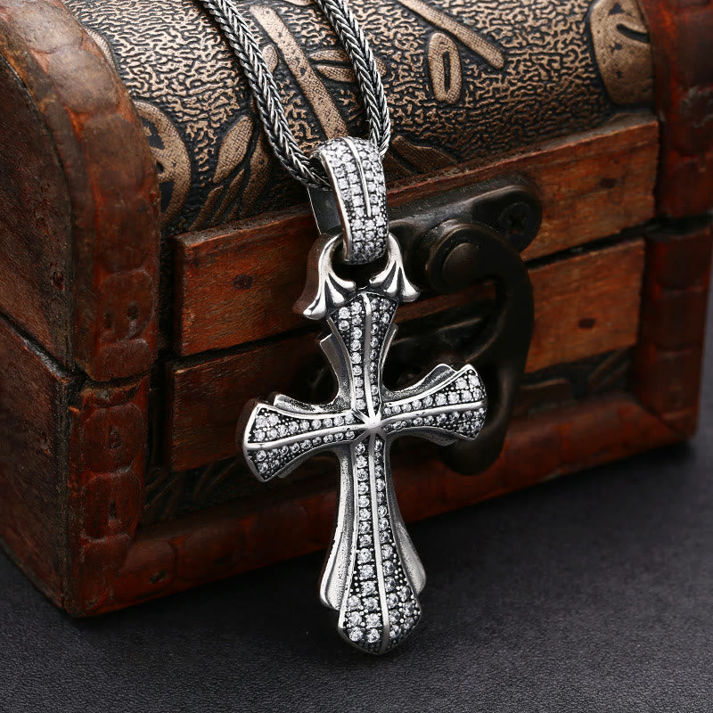 Collana classica con croce in argento sterling e pietre abbaglianti Christianartworkshop : un profondo simbolo di fede - Argento Sterling 925 - image 0