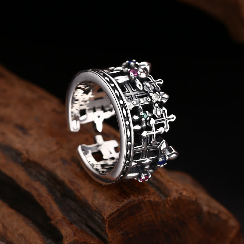 Christianartworkshop Anello con croce in argento con corona e zircone ispirato al gotico: un'audace espressione di riverenza spirituale - image 2