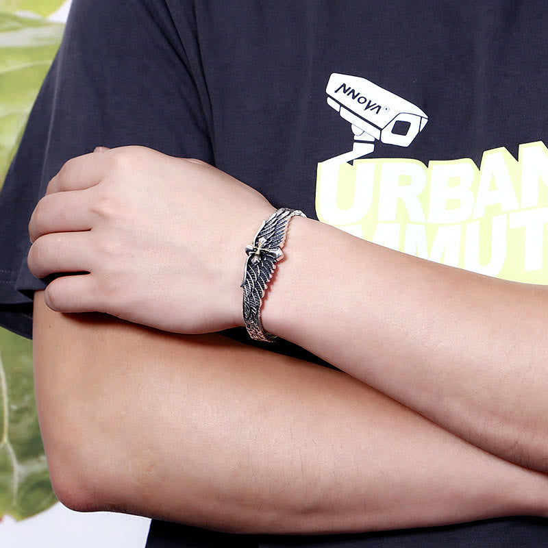 Christianartworkshop Braccialetto ornamentale vintage bicolore con croce alata in argento: un simbolo prezioso di connessione spirituale - image 1