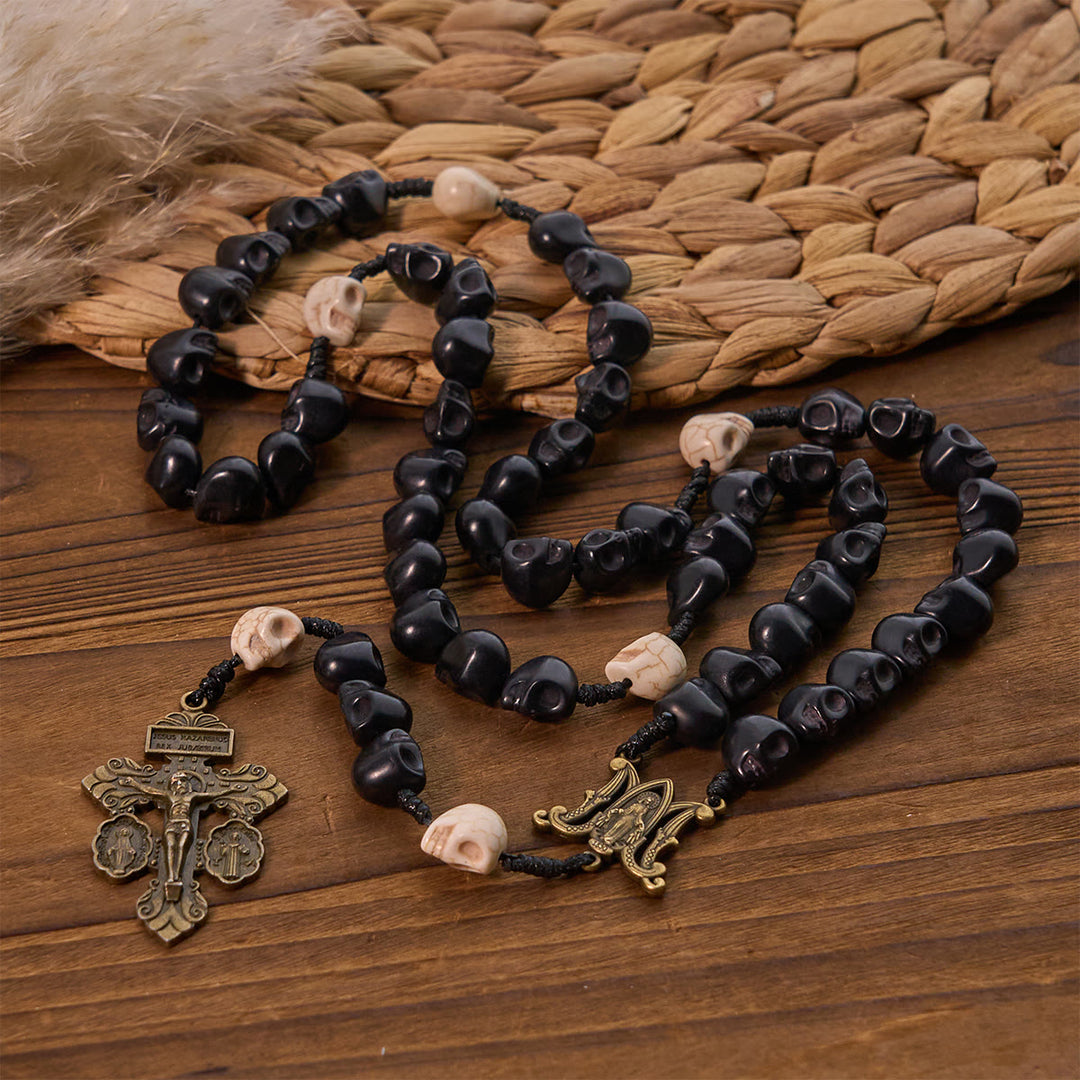 Christianartworkshop Luce sulle tenebre - Crocifisso del perdono della misericordia con rosario di preghiera con grani di teschio nero - image 4