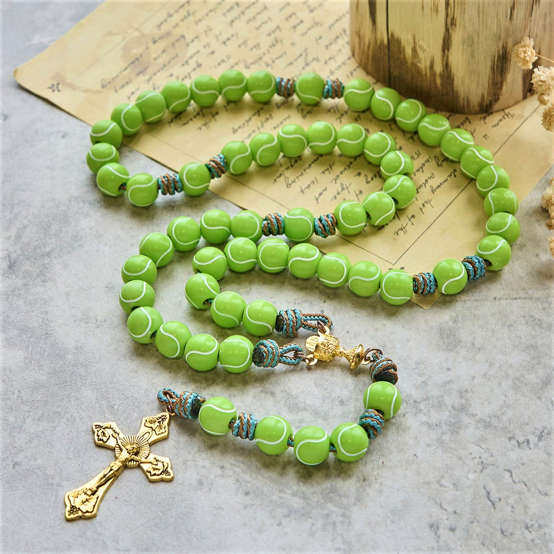 Christianartworkshop Crocifisso della Vittoria con Rosario dinamico da tennis: la fede incontra la passione atletica - image 3