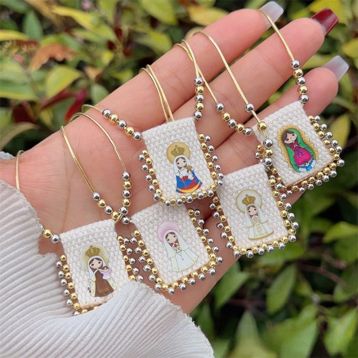 Collane con figure divine dei cartoni animati carinissime Christianartworkshop : un caro simbolo di fede - image 1