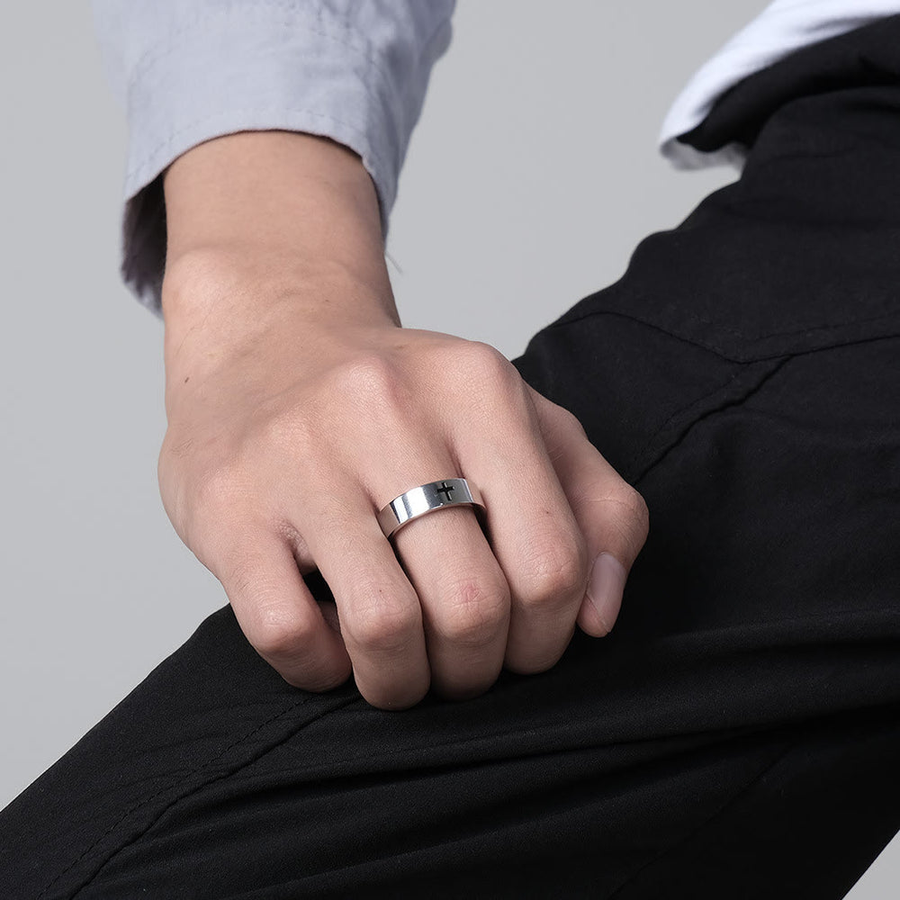 Christianartworkshop Anelli a croce minimalisti a due colori: fede - moda ispirata - image 1