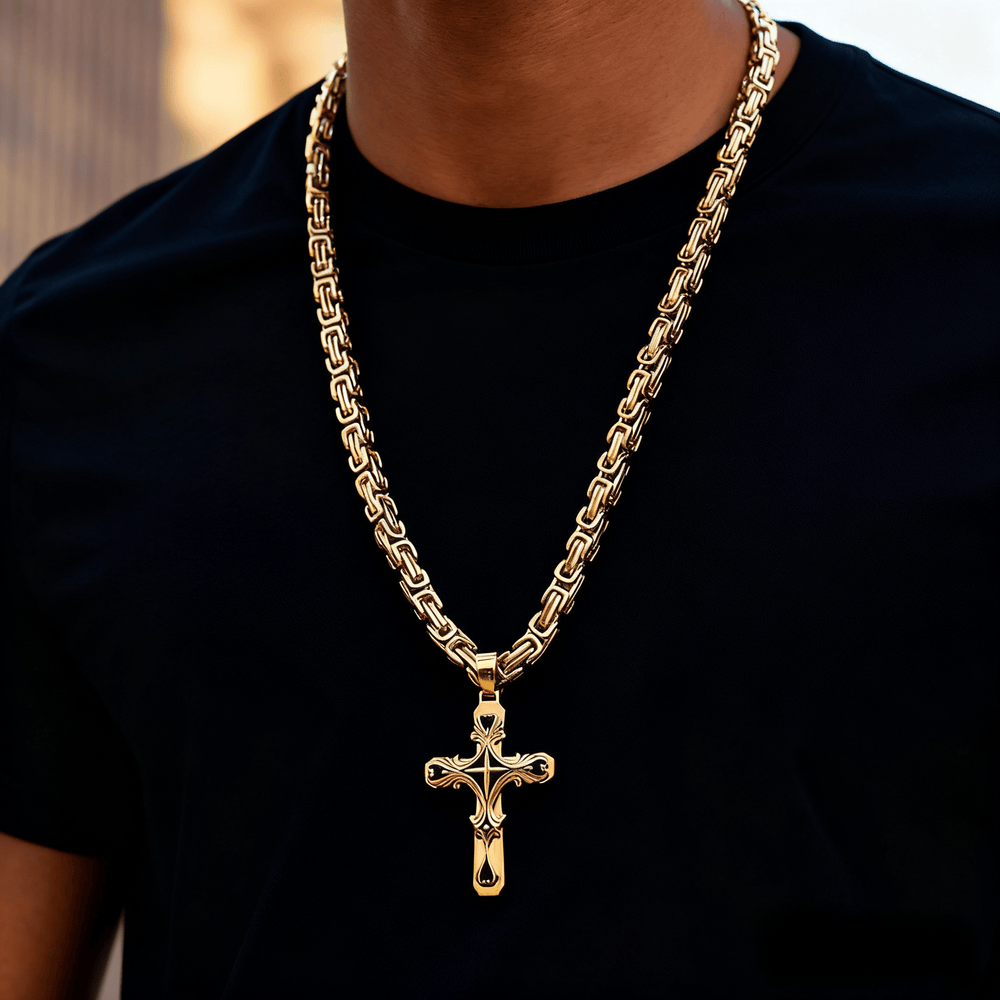 Christianartworkshop Collana con croce tricolore in filigrana vintage: gioielli di fede senza tempo - image 1