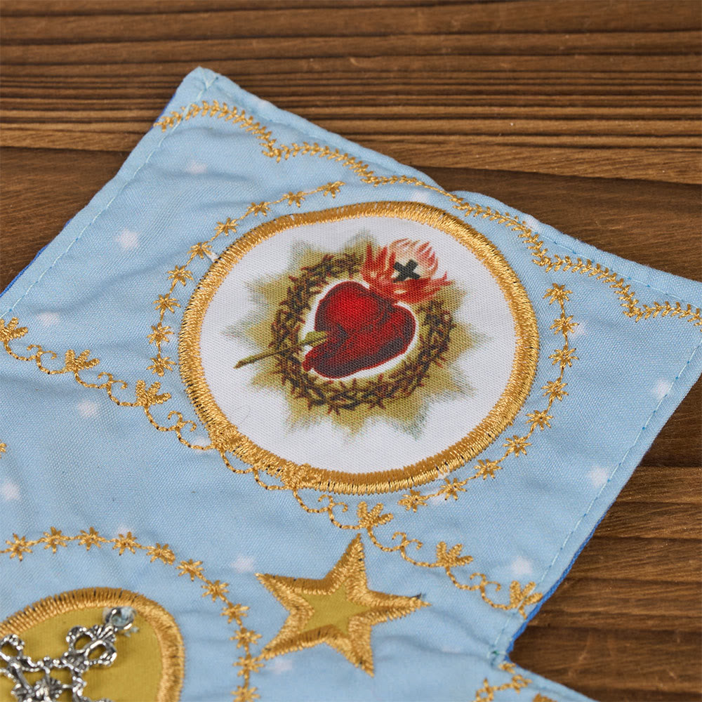 Christianartworkshop Reliquiario tascabile in tessuto ricamato a 4 colori con croce argentata inclusa all'interno - image 29