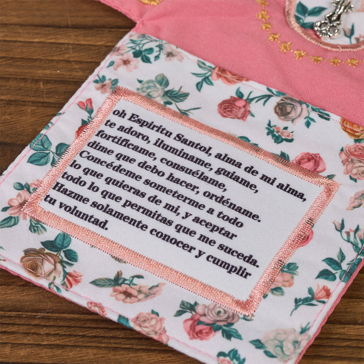 Christianartworkshop Reliquiario tascabile in tessuto ricamato a 4 colori con croce argentata inclusa all'interno - image 21