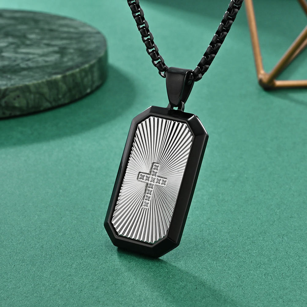 Christianartworkshop Elegante collana con croce bicolore: quattro fedi - Design ispirati - image 1