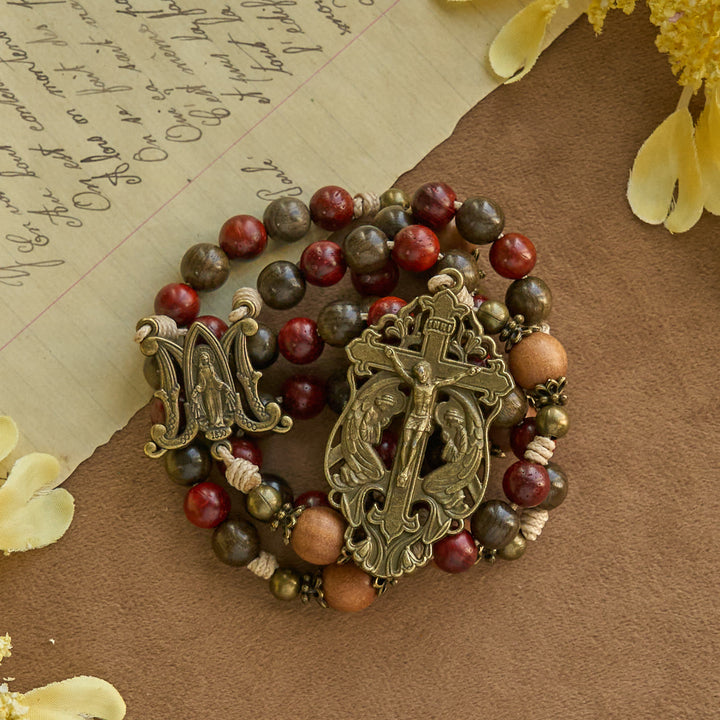 Christianartworkshop Rosario in legno tradizionale in stile natalizio: grani terrosi e crocifisso in bronzo - image 8