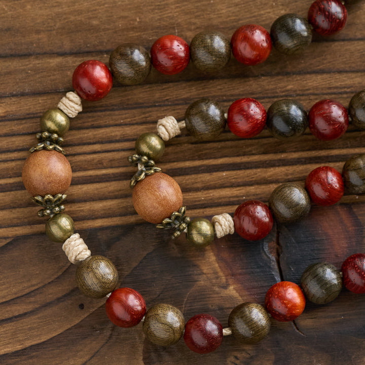 Christianartworkshop Rosario in legno tradizionale in stile natalizio: grani terrosi e crocifisso in bronzo - image 7