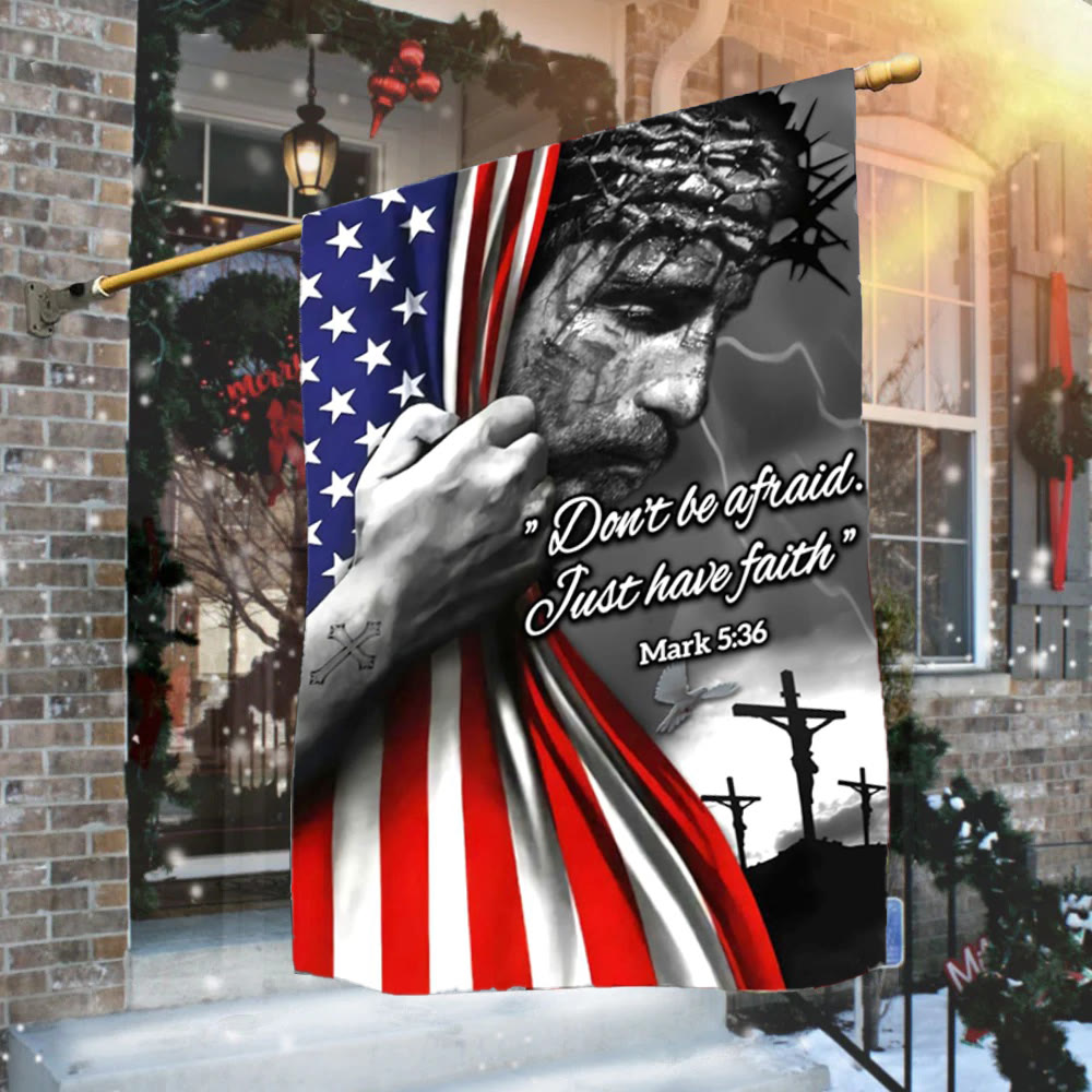 Bandiera americana e bandiera da giardino con scena della crocifissione Christianartworkshop : decorazione della fede "Don't Be Afraid" - image 3