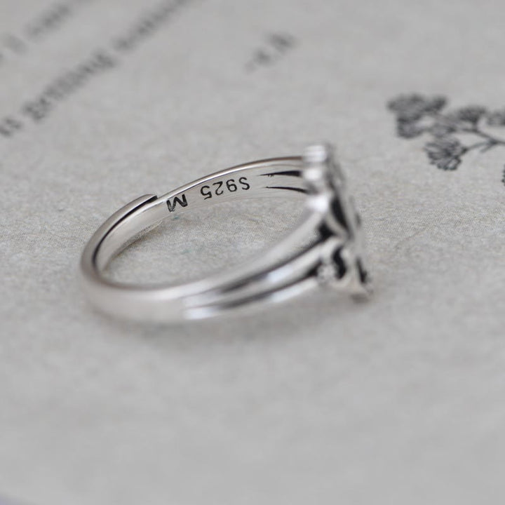 Anello in argento sterling decorato con croce in stile cattedrale Christianartworkshop con volute floreali - image 4