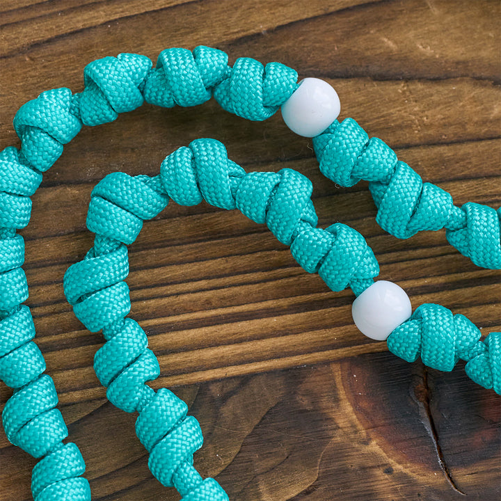 Christianartworkshop Rosario annodato turchese vibrante con cammeo di Guadalupe: presa forte, messa a fuoco sacra - image 6