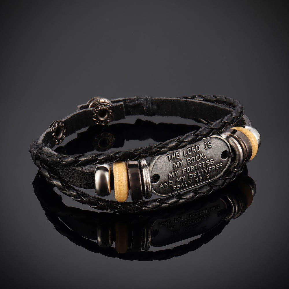 Bracciale in pelle intrecciata fatto a mano di Christianartworkshop con iscrizione del Salmo 18:2 - image 2