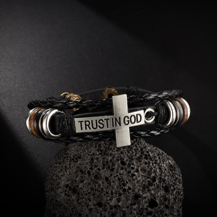 Christianartworkshop Bracciale in pelle intrecciata nera con croce e iscrizione TRUST IN GOD - Circonferenza del polso: 8,66''/22 cm - image 0