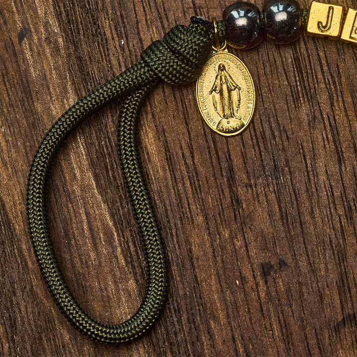 Christianartworkshop Rosario tascabile compatto con perline in stile ematite, crocifisso e lettera personalizzata JESUS - image 9